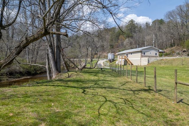 4494 Gainesville Hwy, Blairsville, GA 30512