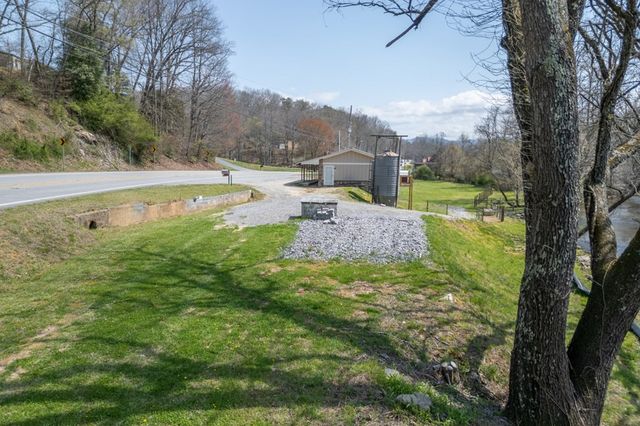 4494 Gainesville Hwy, Blairsville, GA 30512