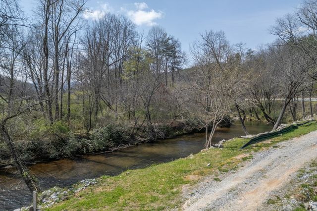 4494 Gainesville Hwy, Blairsville, GA 30512