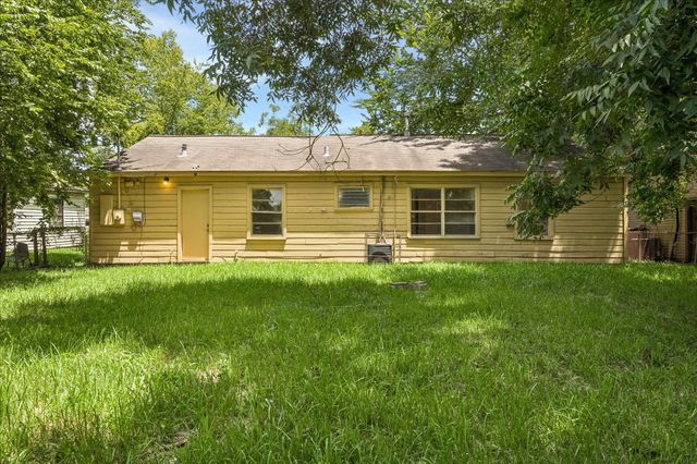 4322 Groton Drive, Houston, TX 77047
