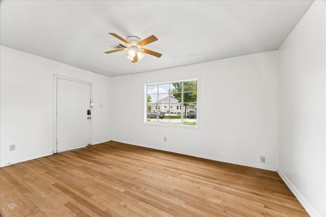 4322 Groton Drive, Houston, TX 77047