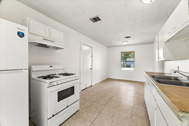 4322 Groton Drive, Houston, TX 77047