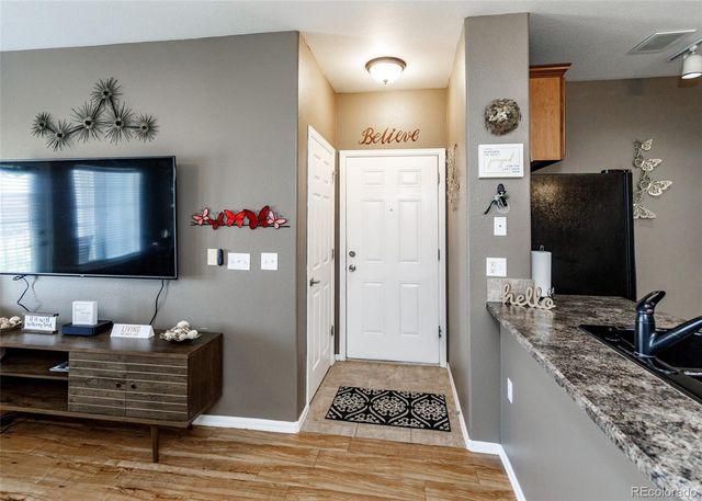 2682 S Cathay Way 301, Aurora, CO 80013