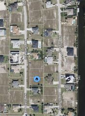 1913 33rd AVE, Cape Coral, FL 33993