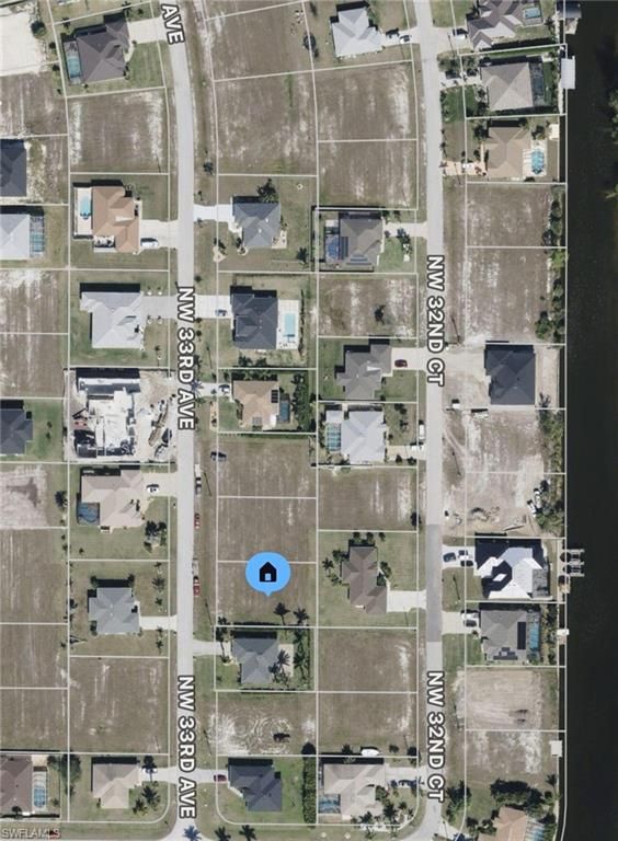 1913 33rd AVE, Cape Coral, FL 33993