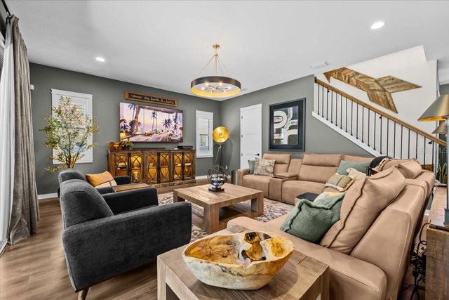 3804 N DARWIN AVENUE, Tampa, FL 33603