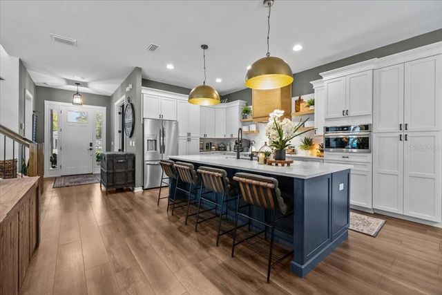 3804 N DARWIN AVENUE, Tampa, FL 33603