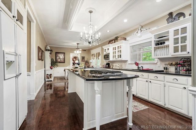 1110 N Renaissance Drive, Sand Springs, OK 74063