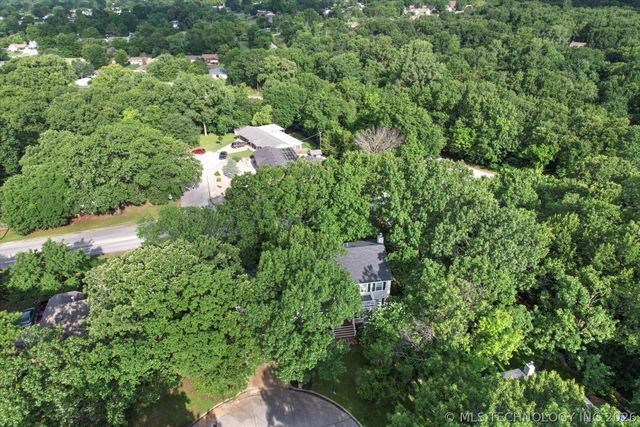 1110 N Renaissance Drive, Sand Springs, OK 74063