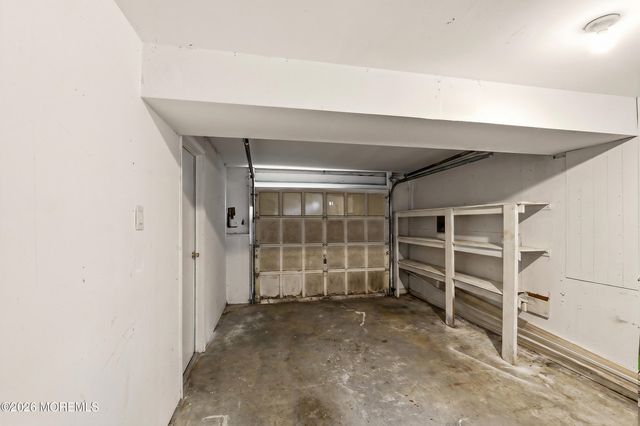 37 Raymond Avenue, Toms River, NJ 08755