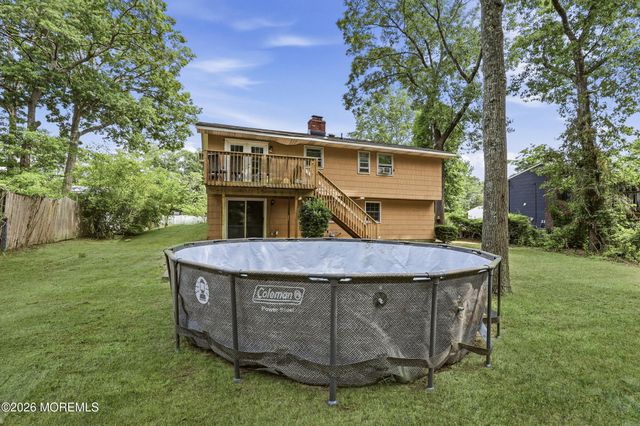 37 Raymond Avenue, Toms River, NJ 08755