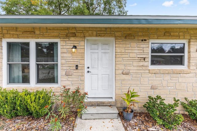 903 NE 17TH COURT, Ocala, FL 34470