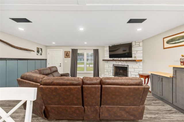 903 NE 17TH COURT, Ocala, FL 34470