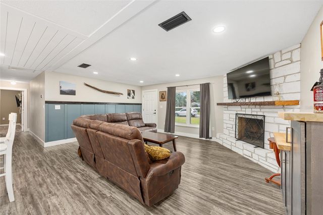 903 NE 17TH COURT, Ocala, FL 34470