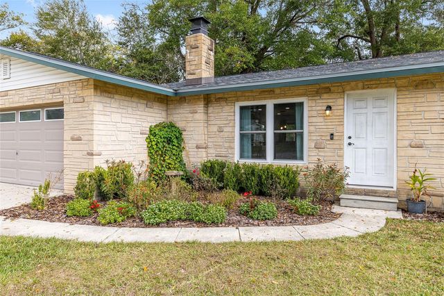 903 NE 17TH COURT, Ocala, FL 34470