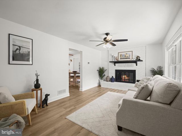 3045 HOLLAND CLIFFS RD, Huntingtown, MD 20639