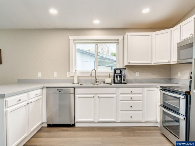 3221 SE Hathaway Dr, Corvallis, OR 97333