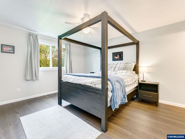 3221 SE Hathaway Dr, Corvallis, OR 97333