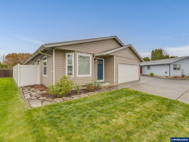 3221 SE Hathaway Dr, Corvallis, OR 97333
