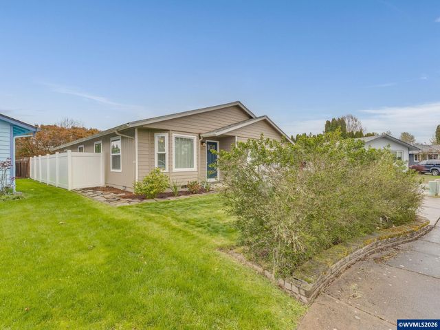 3221 SE Hathaway Dr, Corvallis, OR 97333