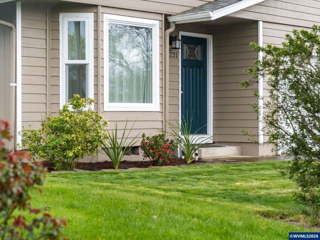 3221 SE Hathaway Dr, Corvallis, OR 97333