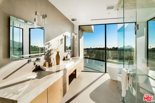 5931 Kanan Dume Road, Malibu, CA 90265