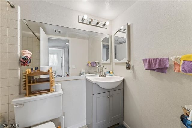 4545 Del Oro Drive, Las Vegas, NV 89102