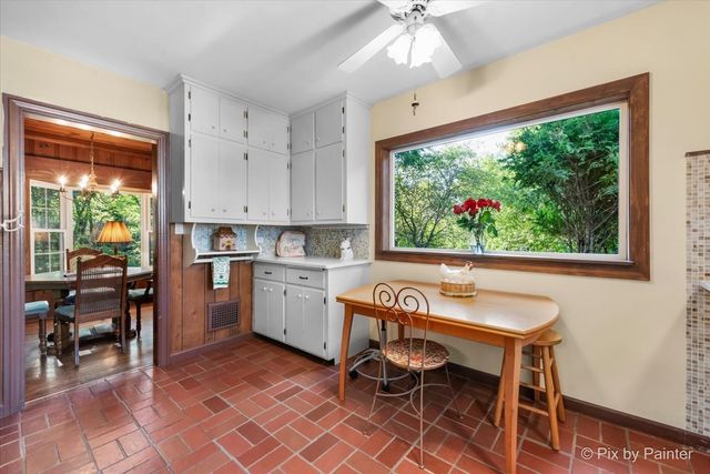 24400 N Kelsey Road, Lake Barrington, IL 60010