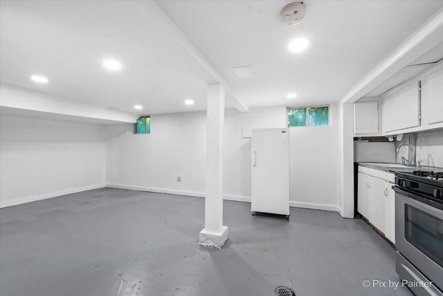 24400 N Kelsey Road, Lake Barrington, IL 60010