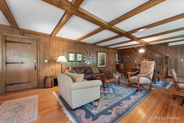 24400 N Kelsey Road, Lake Barrington, IL 60010