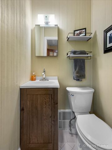 24400 N Kelsey Road, Lake Barrington, IL 60010