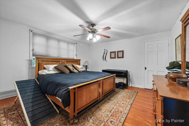 24400 N Kelsey Road, Lake Barrington, IL 60010