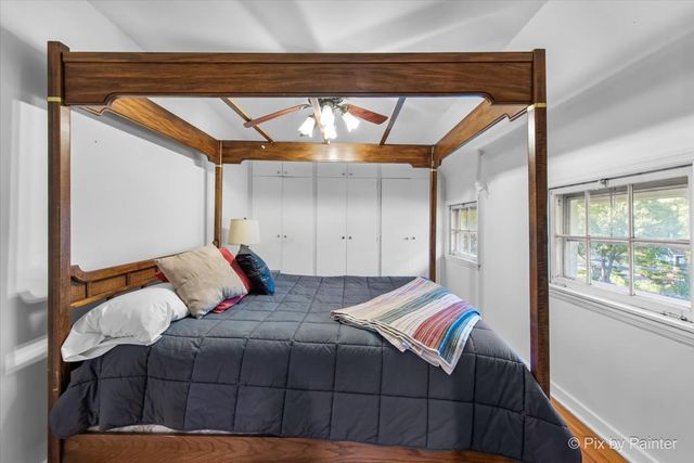 24400 N Kelsey Road, Lake Barrington, IL 60010