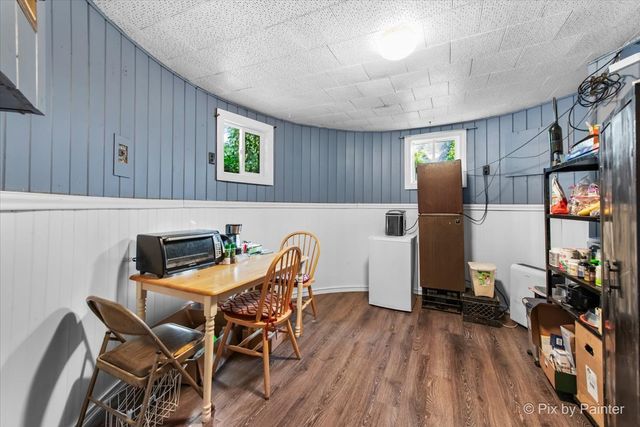 24400 N Kelsey Road, Lake Barrington, IL 60010