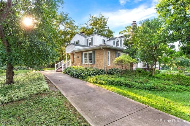 24400 N Kelsey Road, Lake Barrington, IL 60010