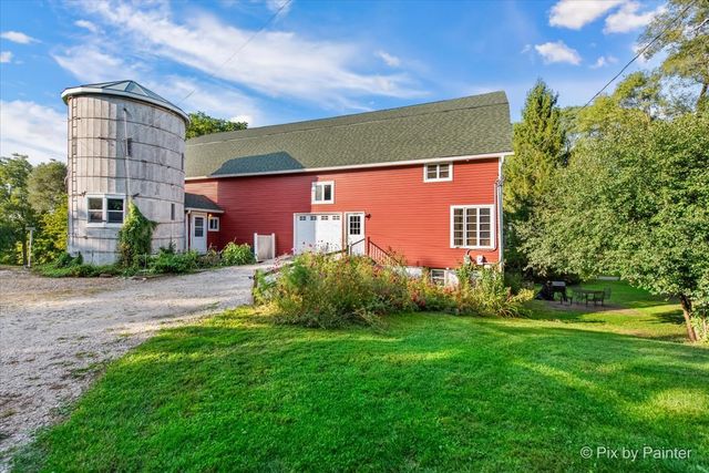 24400 N Kelsey Road, Lake Barrington, IL 60010