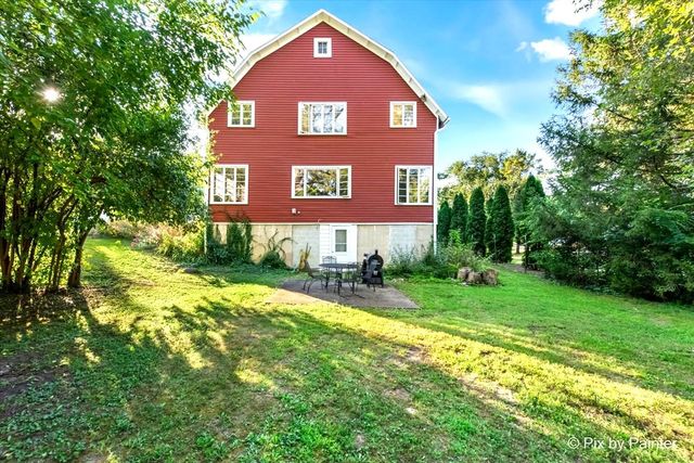 24400 N Kelsey Road, Lake Barrington, IL 60010