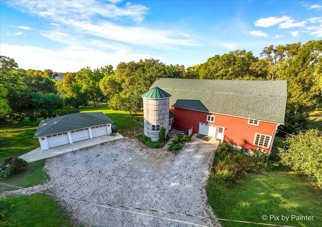 24400 N Kelsey Road, Lake Barrington, IL 60010