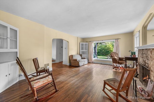 24400 N Kelsey Road, Lake Barrington, IL 60010