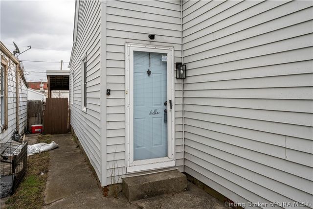 1428 Locust Street, New Albany, IN 47150