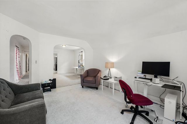 12609 Maple Avenue, Blue Island, IL 60406