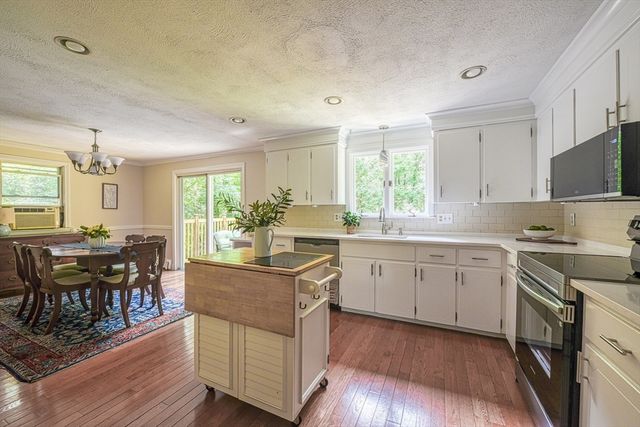 45 Neck Hill Road, Mendon, MA 01756