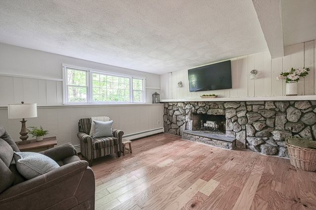 45 Neck Hill Road, Mendon, MA 01756