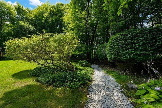 45 Neck Hill Road, Mendon, MA 01756