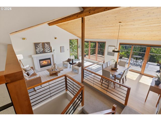 7024 Sw CANYON Dr, Portland, OR 97225
