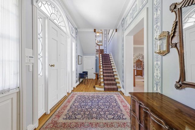 W3150 S Lakeshore DRIVE, Lake Geneva, WI 53147