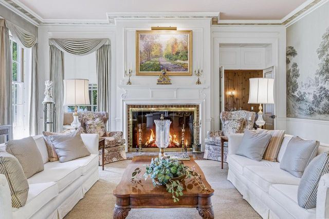 W3150 S Lakeshore DRIVE, Lake Geneva, WI 53147