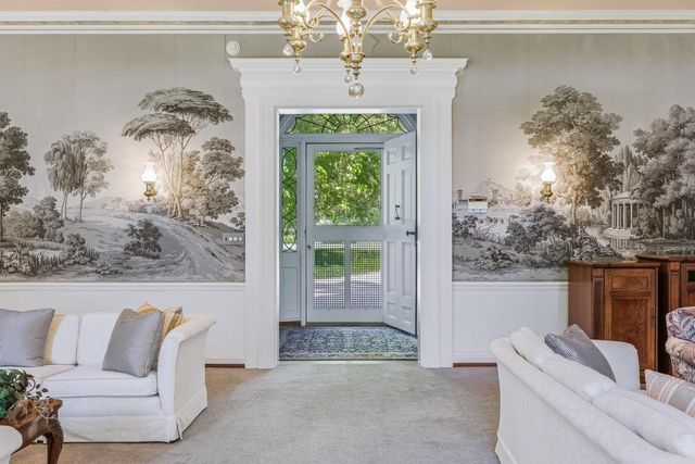 W3150 S Lakeshore DRIVE, Lake Geneva, WI 53147