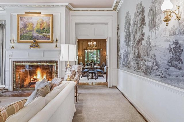 W3150 S Lakeshore DRIVE, Lake Geneva, WI 53147