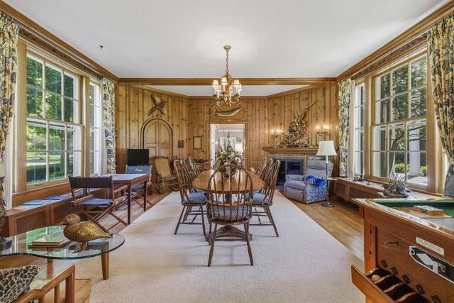 W3150 S Lakeshore DRIVE, Lake Geneva, WI 53147